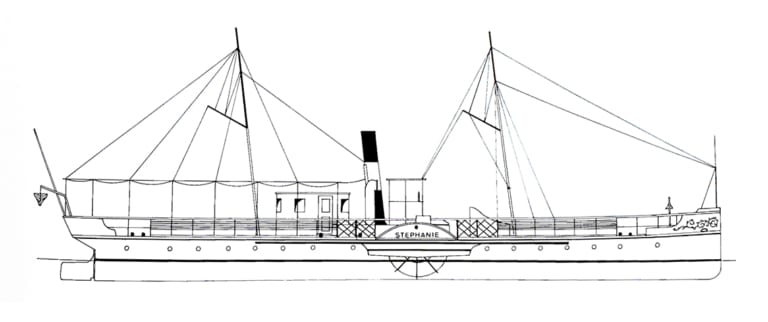 Eine technische Zeichnung des Dampfschiffes Stephanie - nach Umbau Habsburg - von der Seite. Der Bug schaut nach rechts. Schwarze Striche auf weißem Grund.